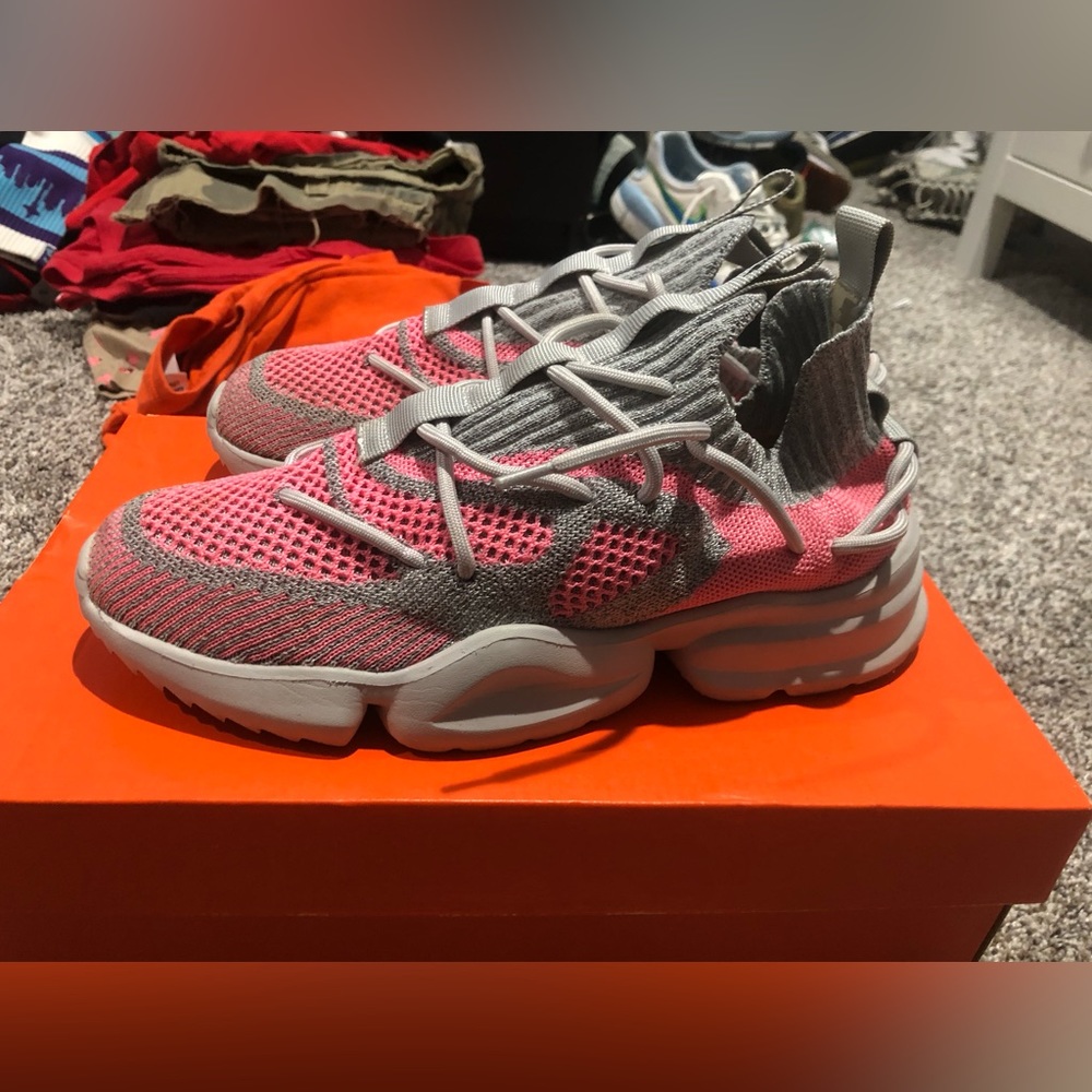 Sia collective rare culture vulture sz 8 3m reflective pink survivors Yeezy